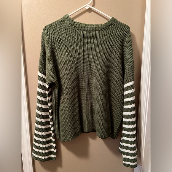Pink Lily Sweaters - Pink Lily Green Casual Sweater with Striped Sleeves Size Medium